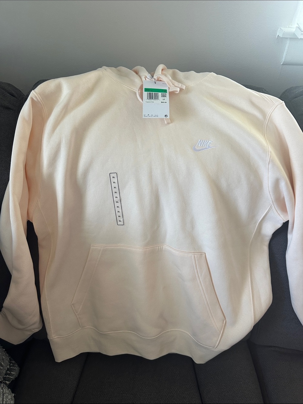 Nike Men’s Peach Hoodie Sweatshirt
